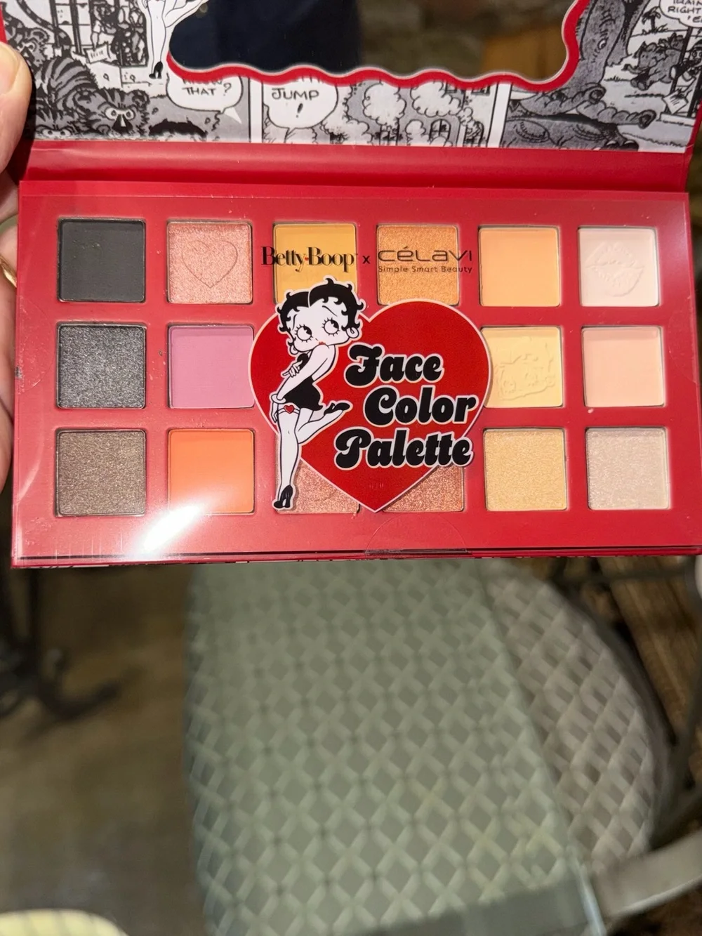 Betty Boop x Celavi Face Color Palette - 18 Bold Shades